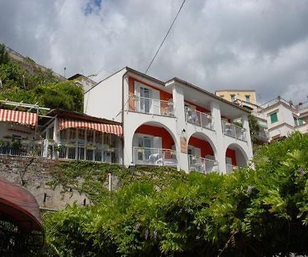 Maison Raphael มินอริ ภายนอก รูปภาพ